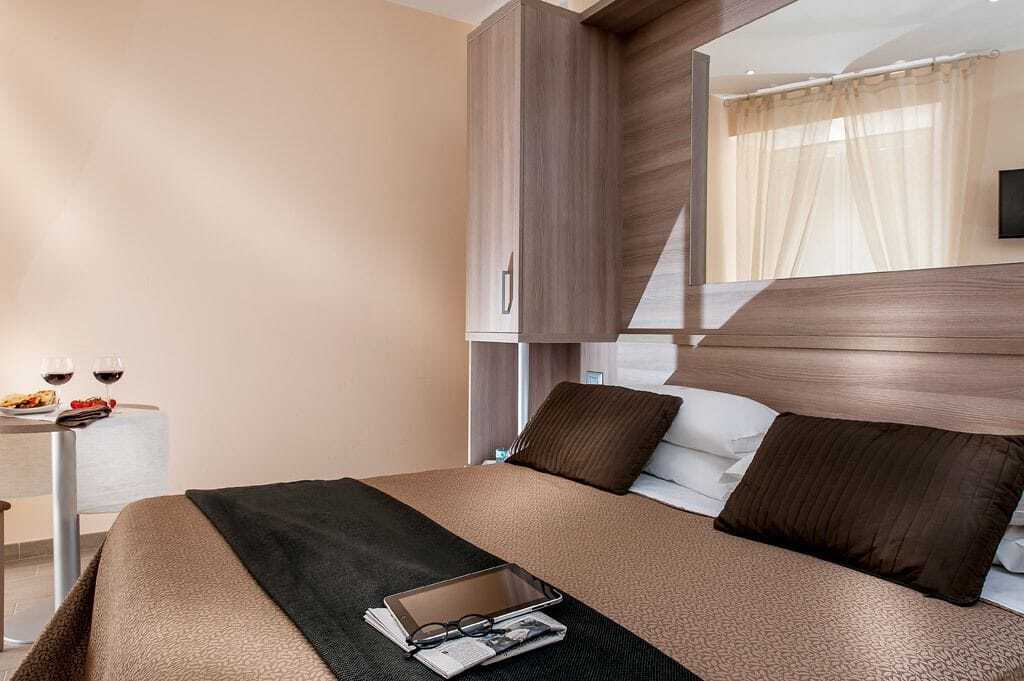 Catone Vatican Suites Roma Exterior foto